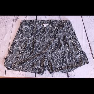LOFT Banana Leaf Black Elastic Waist Shorts
